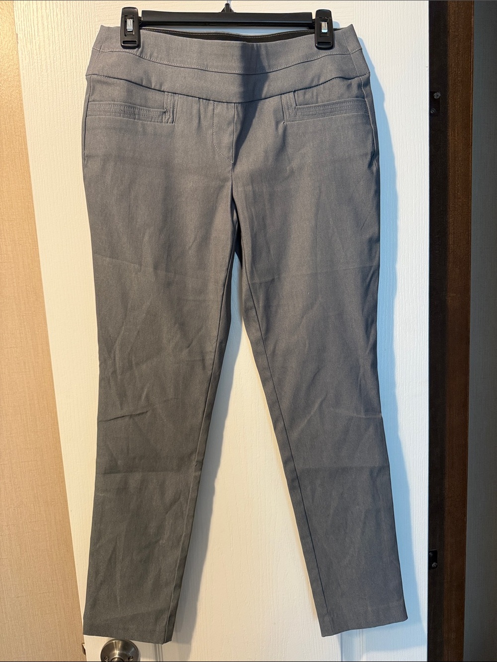 Maurices Gray Skinny Stretch Pants